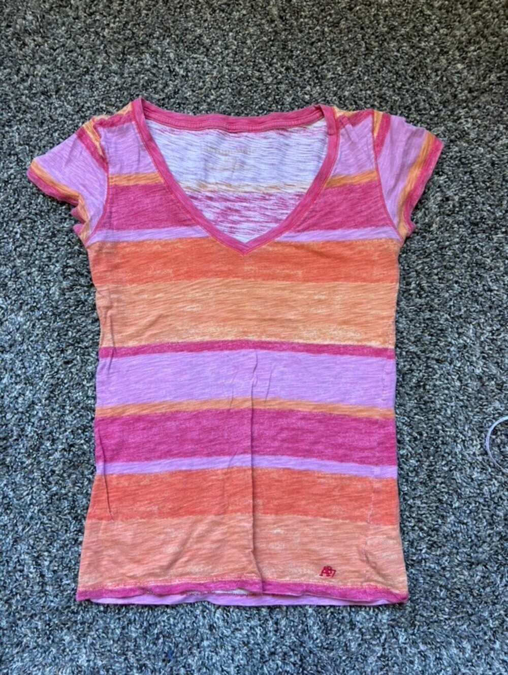 Vintage Aeropostle v neck cotton top, size small/ medium